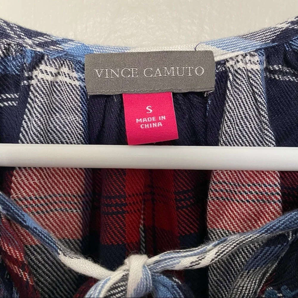 𝅺Vince Camuto Embroidered Blue and Red Peasant Blouse Size Small NWT - Picture 10 of 10